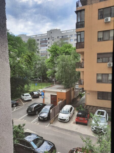 Militari, Lujerului, Piata Veteranilor.